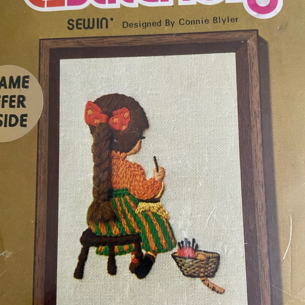 Jiffy Stitchery “Sewin” Yarn Crewel Embroidery Art Kit Girl Knitting Vintage